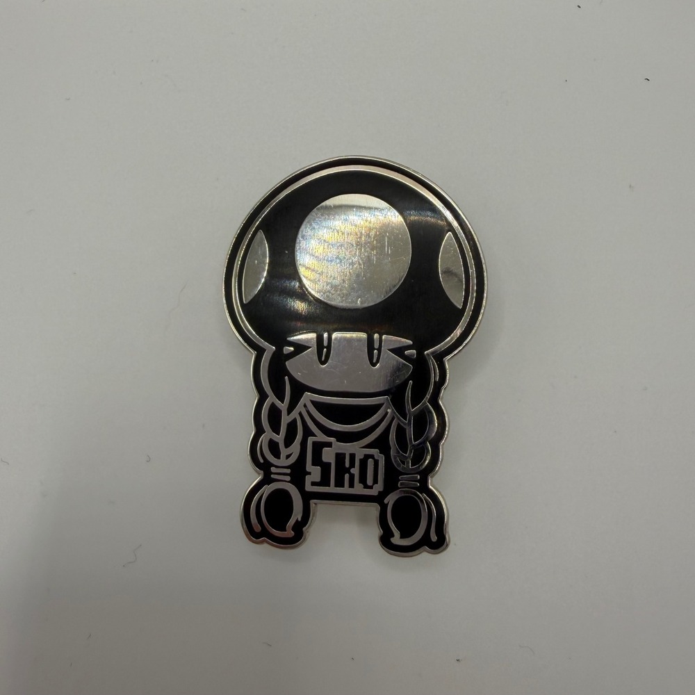 5KO Custom Enamel Pin‎ Black Silver Toadette Mushroom Girl Streetwear Lapel Pin